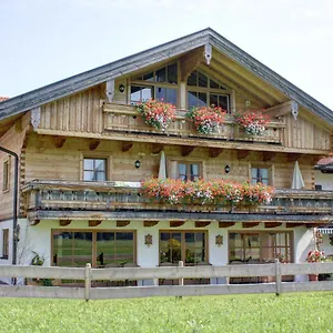 Gaestehaus Hirschbichler - Chiemgau Karte Appartement Inzell