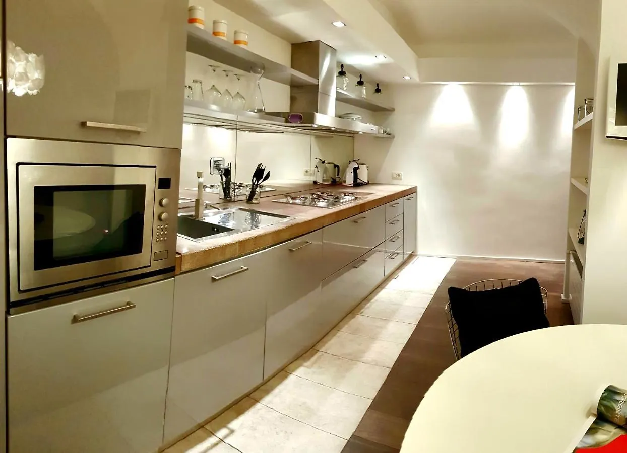 Giulia'S Luxury Trevi Lejlighed Rom