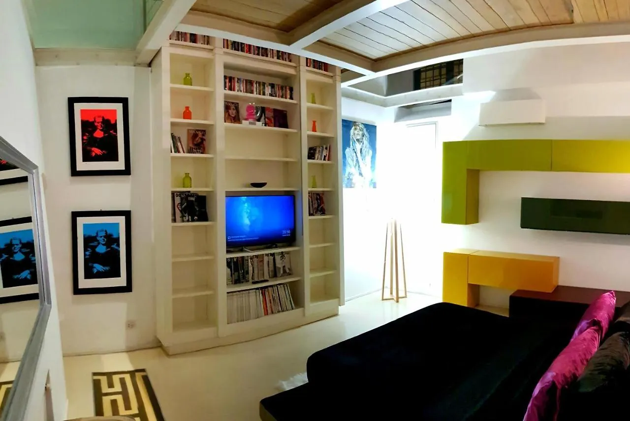 Giulia'S Luxury Trevi Daire Roma 0*,  İtalya