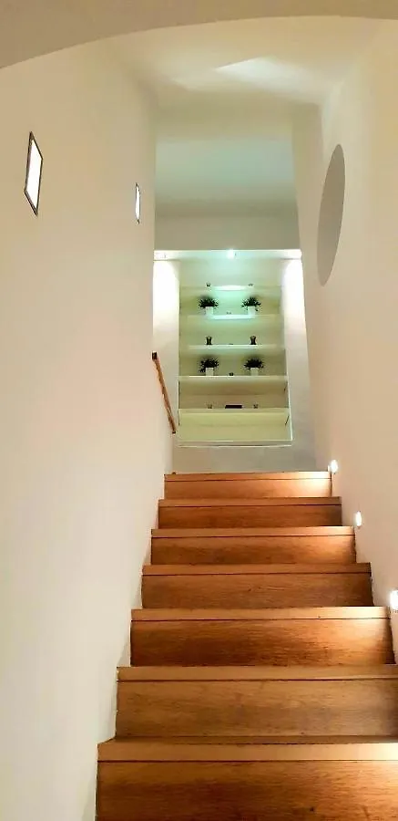 Giulia'S Luxury Trevi Apartment Rome